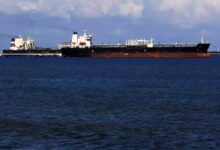 Photo of मुंबई तट पर पकड़े गए 3 संदिग्ध तेल टैंकर जहाज, इंडियन कोस्ट गार्ड इन एक्शन मोड