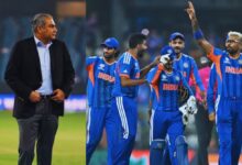 Photo of IND vs PAK : क्रिकेट का अजीब नजारा, पाक टीम घुटनों पर, भाग खड़े हुए मोहसिन नकवी