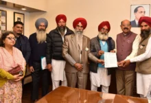 Photo of पंजाब सरकार का स्वतंत्रता सेनानियों के परिवारों के प्रति सम्मान, जायज मांगों के शीघ्र समाधान का आश्वासन