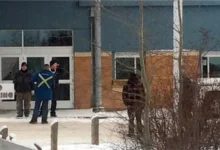 Photo of कनाडा के टंबलर रिज स्कूल में ताबड़तोड़ फायरिंग, 10 लोगों की मौत से इलाके में दहशत