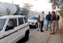 Photo of कार में मिलींं तीन लाशें, मृतका लक्ष्मी से क्या था दोनों पुरुषों का नाता?  पेचीदा हुआ केस, जांच जारी