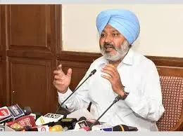 Photo of एस.जी.एस.टी. वसूली में 14.4% की वृद्धि के साथ पंजाब भारत में सबसे आगे, हरपाल सिंह चीमा ने दी पूरी जानकारी