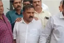 Photo of नासिक में गॉडमैन अशोक खरात के घर SIT ने की छापेमारी, हथियार और संदिग्ध कारतूस बरामद