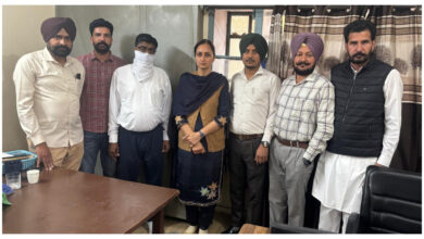 Photo of पंजाब विजिलेंस ब्यूरो ने इंस्पेक्टर को 18,000 रुपये रिश्वत लेते हुये रंगे हाथों किया गिरफ्तार