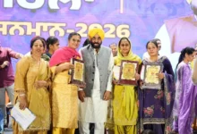 Photo of CM भगवंत मान ने महिला उद्यमियों को सम्मानित कर राजनीति में भागीदारी बढ़ाने का किया आह्वान