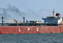 Photo of गुजरात के कांडला पोर्ट पर पहुंचा बड़ा LPG टैंकर, ऊर्जा सप्लाई को मिलेगी मजबूती