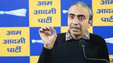 Photo of हरियाणा में LPG गैस के लिए भटक रही महिलाएं, 2500-3000 रुपये में हो रही कालाबाजारी- अनुराग ढांडा