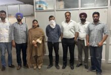 Photo of विजिलेंस ब्यूरो द्वारा 1,00,000 रुपए रिश्वत लेते ड्रग इंस्पेक्टर रंगे हाथों काबू