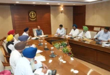 Photo of मोहिंदर भगत ने बागवानी परियोजनाओं की प्रगति संबंधी अधिकारियों के साथ की समीक्षा बैठक, दिए ये निर्देश