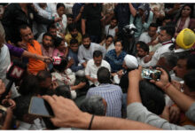 Photo of पालम अग्निकांड में 9 की मौत पर सियासी टकराव, केजरीवाल ने उठाए सिस्टम पर सवाल