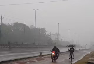 Photo of छत्तीसगढ़ में आंधी, बारिश और ओले का अलर्ट, गर्मी से मिली राहत