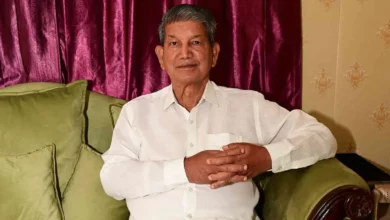 Photo of हरीश रावत ने बिजली-पानी दर वृद्धि का किया विरोध, रखा मौन व्रत, 15 दिन राजनीतिक कार्यक्रम स्थगित