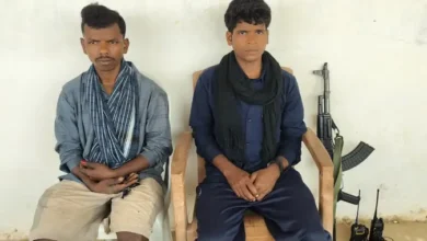 Photo of कांकेर और दंतेवाड़ा में नक्सलियों ने किया आत्मसमर्पण, मुख्यधारा में शामिल हुए 11 कैडर