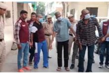 Photo of फरीदाबाद की भीकम कॉलोनी हमले में दो बदमाश गिरफ्तार, पुलिस ने कराई सार्वजनिक परेड