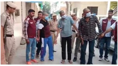 Photo of फरीदाबाद की भीकम कॉलोनी हमले में दो बदमाश गिरफ्तार, पुलिस ने कराई सार्वजनिक परेड