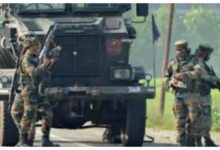 Photo of श्रीनगर में लश्कर मॉड्यूल पर बड़ा एक्शन: J&K पुलिस ने 4 ओवर ग्राउंड वर्कर्स को किया गिरफ्तार, हथियार भी बरामद