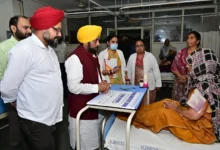 Photo of CM भगवंत सिंह मान ने बठिंडा के एडवांस्ड कैंसर इंस्टीट्यूट का अचानक दौरा कर सुविधाओं और मरीजों की देखभाल का लिया जायजा