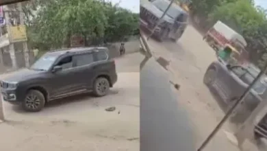 Photo of गुरुग्राम में सड़क पर रोडरेज: धनवापुर में दो SUV आपस में टकराईं