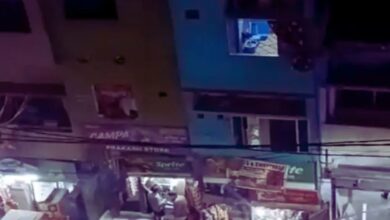 Photo of पटना में JEE छात्र की संदिग्ध मौत, लॉज में मिला शव, लिखा- दिन रात पढ़ता हूं फिर भी रिजल्ट नहीं