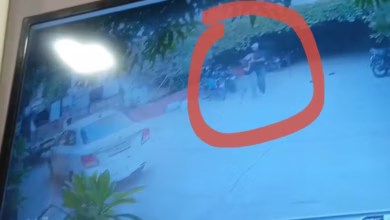 Photo of बिलासपुर में होटल के बाहर युवती पर हिंसक हमला, युवक ने बीच सड़क लात-घूंसों से पीटा