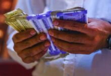 Photo of DA Hike Delay : 8वें वेतन आयोग की बैठक से पहले DA का इंतजार, जानिए पूरा सच