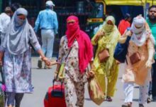 Photo of दिल्ली में गर्मी से बेहाल लोग, पारा लगातार चढ़ने की चेतावनी, तेज धूप और लू सताएगी