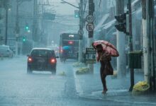 Photo of Delhi Weather : दिल्ली में फिर बदलेगा मौसम का मिज़ाज, आंधी के साथ बारिश का अलर्ट