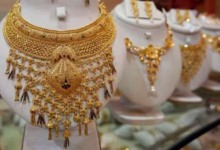 Photo of सोने का भाव आज 33,178 रुपये गिरा, चांदी में 62,035 रुपये की कमी, जानें नया रेट