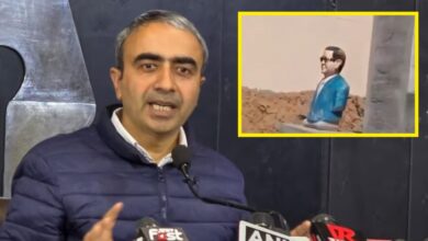 Photo of Haryana News : कलानौर में अंबेडकर प्रतिमा क्षतिग्रस्त होने पर गरमाई सियासत, जांच में जुटी पुलिस
