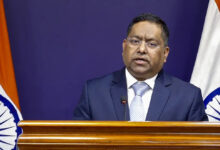 Photo of ईरान-अमेरिका संघर्षविराम: भारत का स्वागत, खाड़ी में फंसे भारतीय नाविक जल्द लौटेंगे