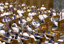 Photo of संसद में बहस के बीच आधी रात लागू हुआ महिला आरक्षण कानून 2023, केंद्र ने जारी किया नोटिफिकेशन