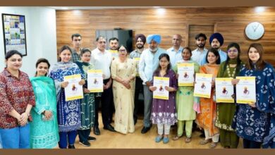 Photo of भगवंत सिंह मान सरकार की ‘रोज़गार क्रांति’, वित्त मंत्री हरपाल सिंह चीमा ने 11 जूनियर ऑडिटरों को सौंपे नियुक्ति पत्र