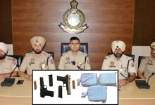 Photo of अंतरराष्ट्रीय नेटवर्क से जुड़े तस्करों पर शिकंजा, चार गुर्गे गिरफ्तार, 9.9 किलो हेरोइन, दो पिस्तौलें बरामद