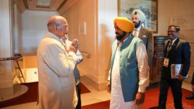 Photo of मुख्यमंत्री के वैश्विक प्रयास, निवेश और अंतरराष्ट्रीय सहयोग को बढ़ावा, कारोबारियों के साथ किया विचार-विमर्श