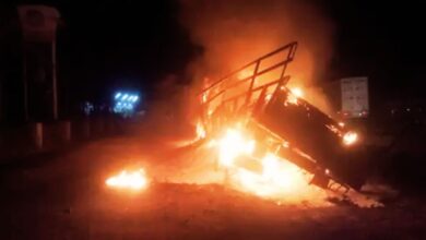 Photo of उदयपुर में चलते ट्रक में धमाका, डीजल टैंक फटने से लगी भीषण आग, पंप के सामने हादसा