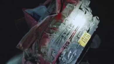 Photo of उत्तराखंड के टिहरी में दर्दनाक सड़क हादसा, डंपर 100 मीटर खाई में गिरा, दो की मौत