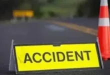 Photo of बारातियों से भरी बस की ट्रक से भीषण टक्कर, 6 लोगों की मौत, कई घायल