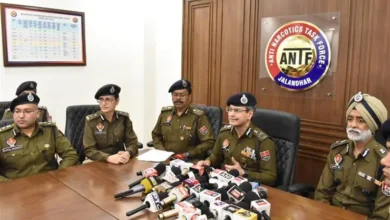 Photo of गैंगस्टरों ते वार के 79वें दिन पंजाब पुलिस ने 567 स्थानों पर की छापेमारी, 252 व्यक्ति गिरफ्तार