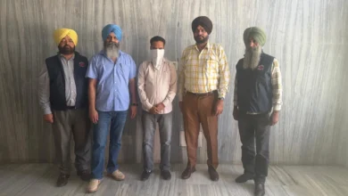 Photo of पंजाब विजिलेंस ब्यूरो ने कानूनगो को 33,000 रुपये रिश्वत लेते रंगे हाथों किया गिरफ्तार