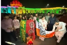 Photo of महिला आरक्षण बिल पर सियासी घमासान: अपर्णा यादव ने सपा-कांग्रेस पर साधा निशाना, झंडा जलाकर जताया विरोध