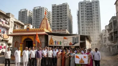 Photo of हनुमान मंदिर के पास बहुमंजिला टावर निर्माण पर स्थानीय लोगों का विरोध, मंदिर सुरक्षा पर उठे सवाल