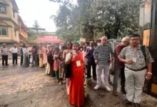 Photo of शुरुआती वोटिंग में बंगाल आगे, तमिलनाडु पीछे; जानें 9 बजे तक का आंकड़ा