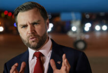 Photo of शांति वार्ता से पहले J. D. Vance की ईरान को सख्त चेतावनी, बोले-अमेरिका के साथ चालबाजी न करें