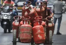 Photo of पेट्रोल-डीजल के बाद क्या LPG के दाम भी बढ़े? जानें आज गैस सिलेंडर की नई कीमतें