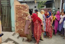 Photo of रिश्ता बचाने की कोशिश में गई जान, पति और उसकी प्रेमिका पर हत्या का आरोप