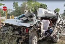 Photo of बाराबंकी में भीषण हादसा, ट्रेलर से टकराई इनोवा, चार दोस्तों की मौत, 3 की हालत गंभीर