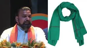 Photo of ‘हरा गमछा वालों को खोजो…’ बयान से गरमाई सियासत, AI समिट में सीएम सम्राट चौधरी के बयान पर मचा विवाद