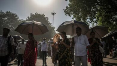 Photo of दिल्ली-एनसीआर में फिर तेज लू का अलर्ट, 43°C तक पहुंच सकता है तापमान