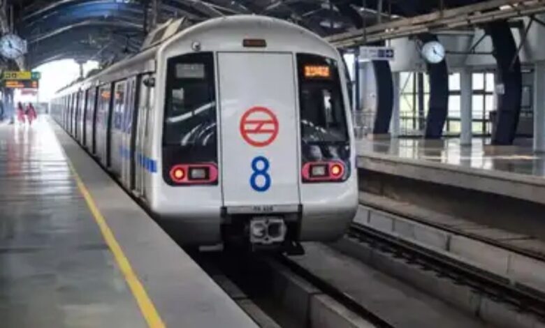 Delhi Metro Last Train