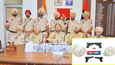 Photo of अमृतसर में सरहद पार तस्करी मॉड्यूल का भंडाफोड़, 4 किलो हेरोइन व चार पिस्तौल समेत दो गिरफ्तार